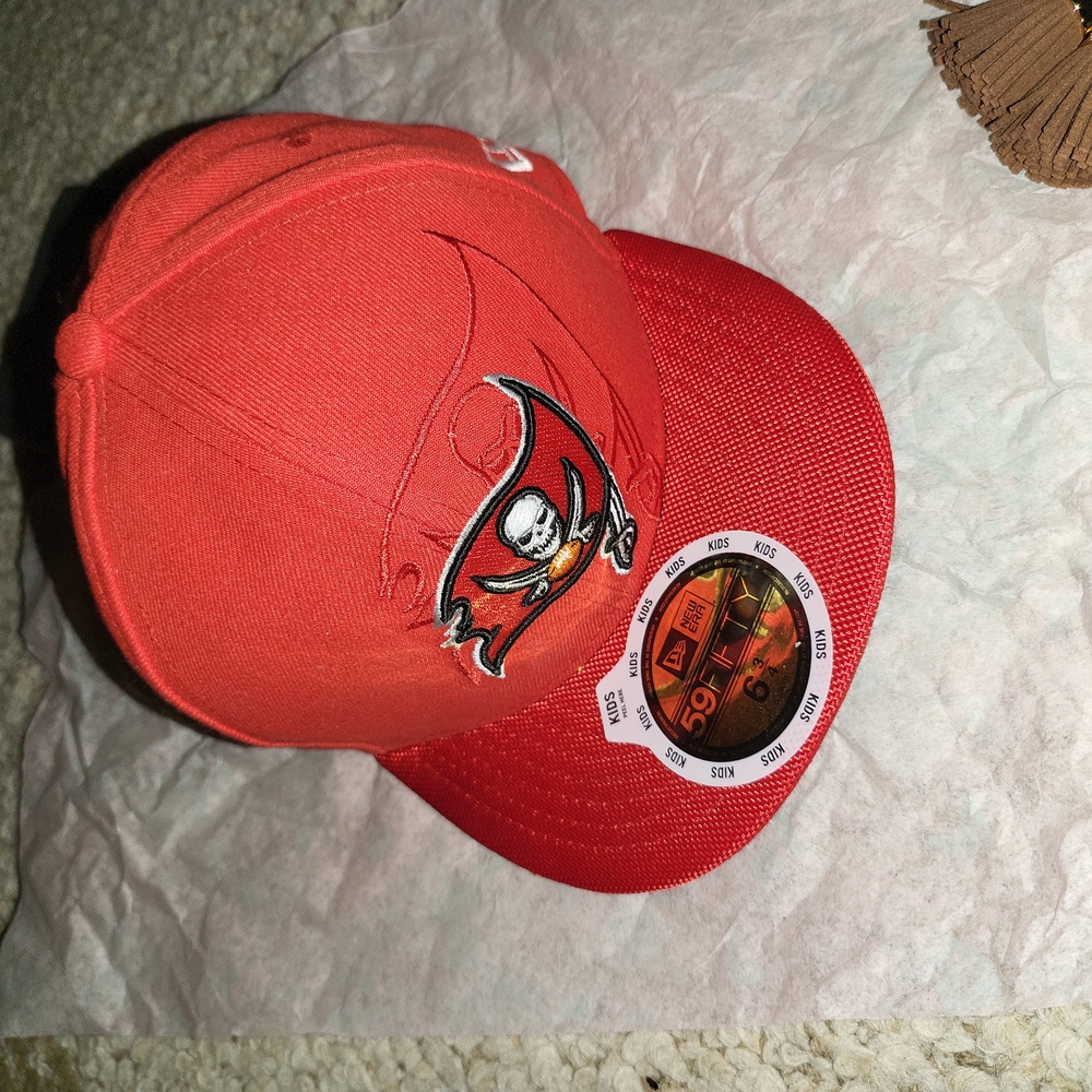 Brand new ✨️ bucs throw back